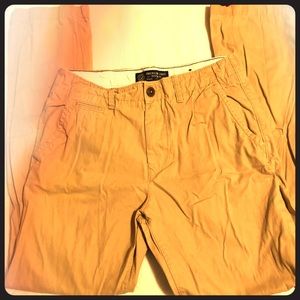 Men’s American Eagle Khakis